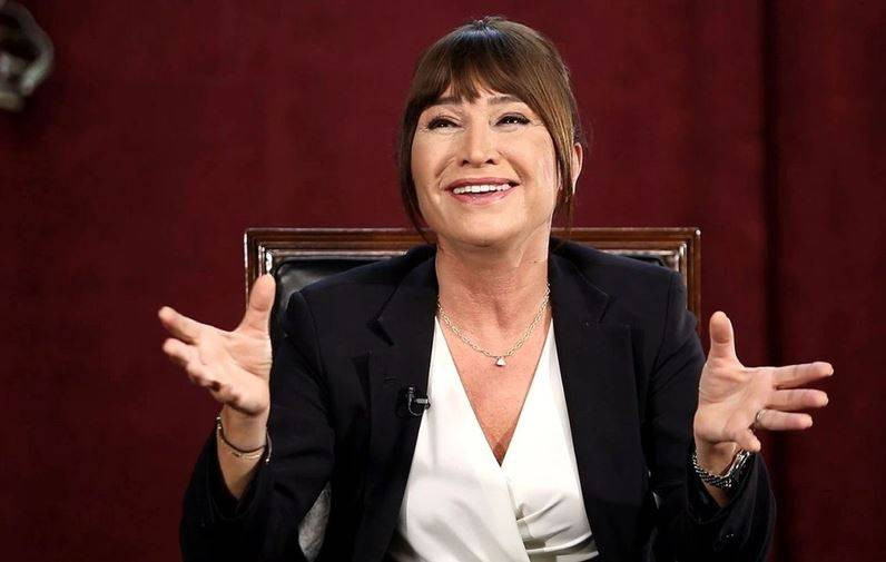 Sandık Kokusu'nun 'Filiz'i Demet Akbağ'dan çarpıcı itiraf. Vücudundaki en sevmediği yeri açıkladı - Resim: 32